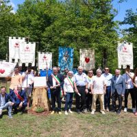 <p>01lun_gruppo.jpg</p>